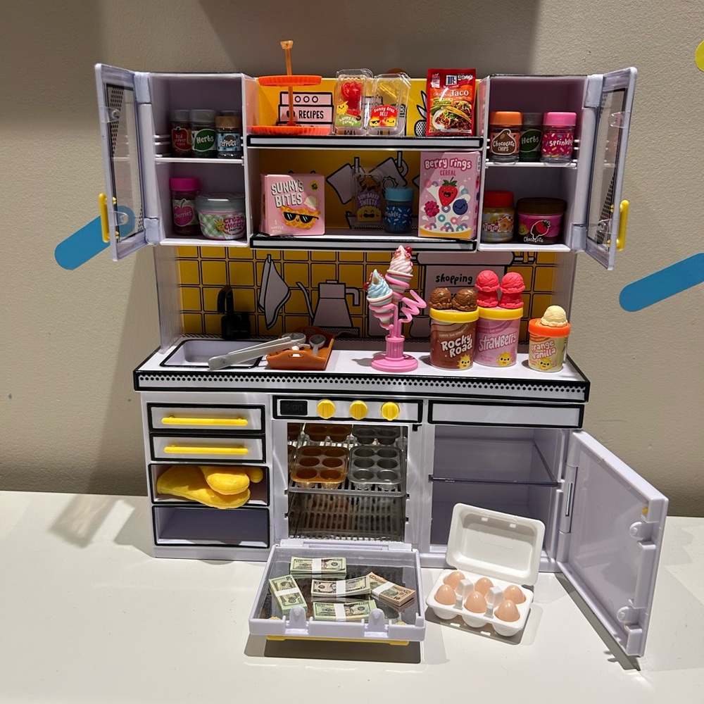 MINIVERSE Play Kitchen with lots of accessories